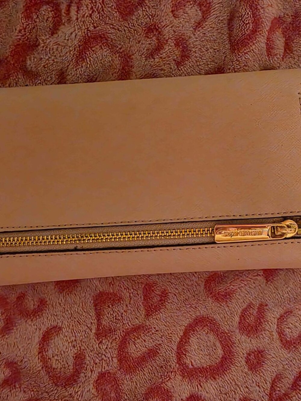 Michael Kors Pink Wallet - Like New - Picture 2 of 4